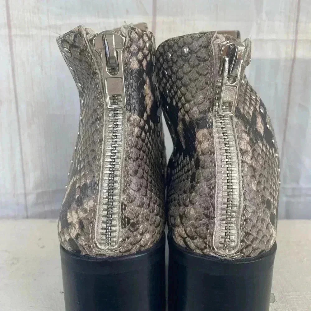 Steve Madden Casino Natural Snake Studded Boots Size 9 - Picture 3 of 10